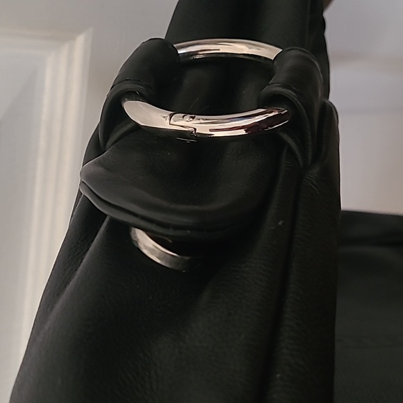 Texier Chic Black Leather Hobo Bag - Picture 10 of 10